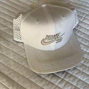 Nike SB hat